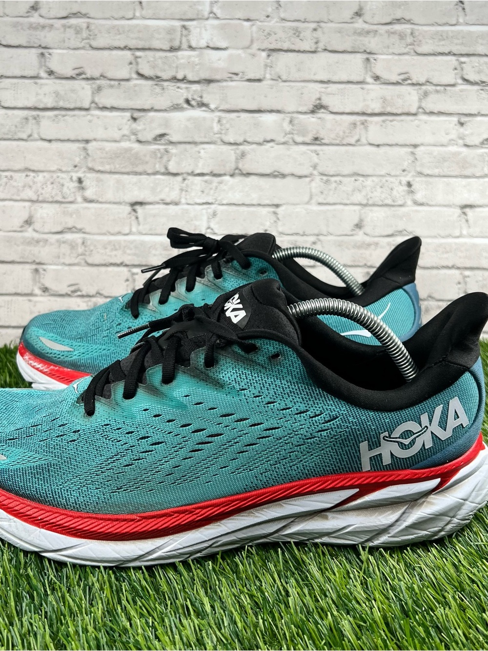 Hoka One One Clifton 8 Men's Running Shoes Size 11 Wide Teal Black Red Cushioned
